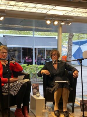 Josette Hoek en Janneke Donkerlo